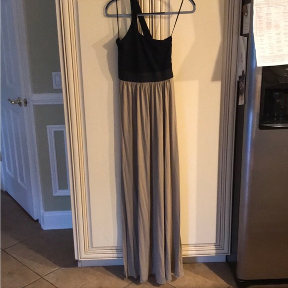 Venus one shoulder dress - Picture 3 of 4